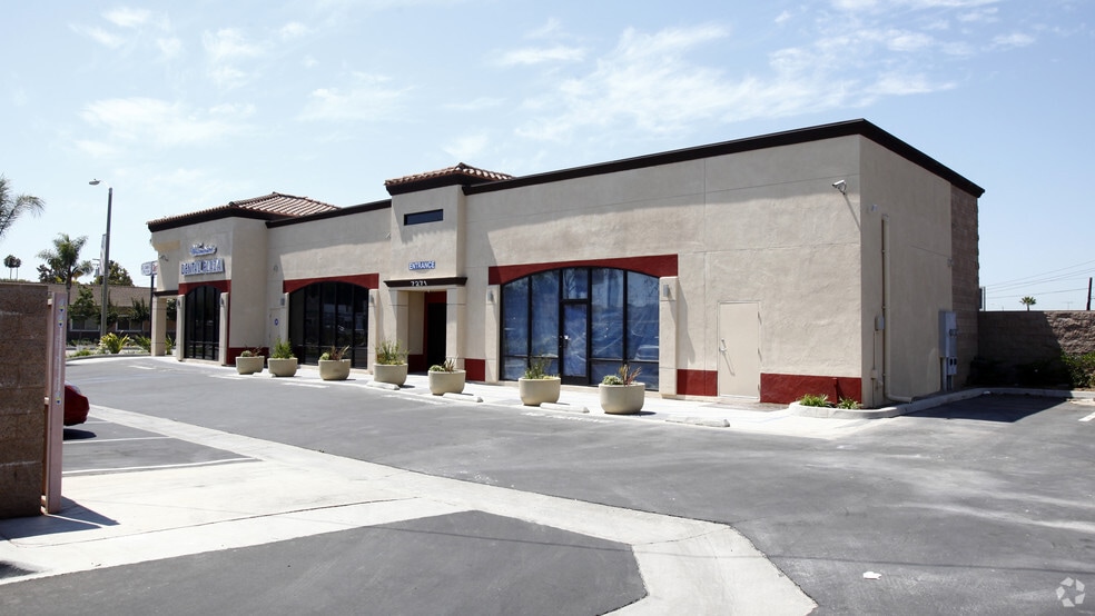 7261-7271 Westminster Blvd, Westminster, CA for lease - Building Photo - Image 3 of 3