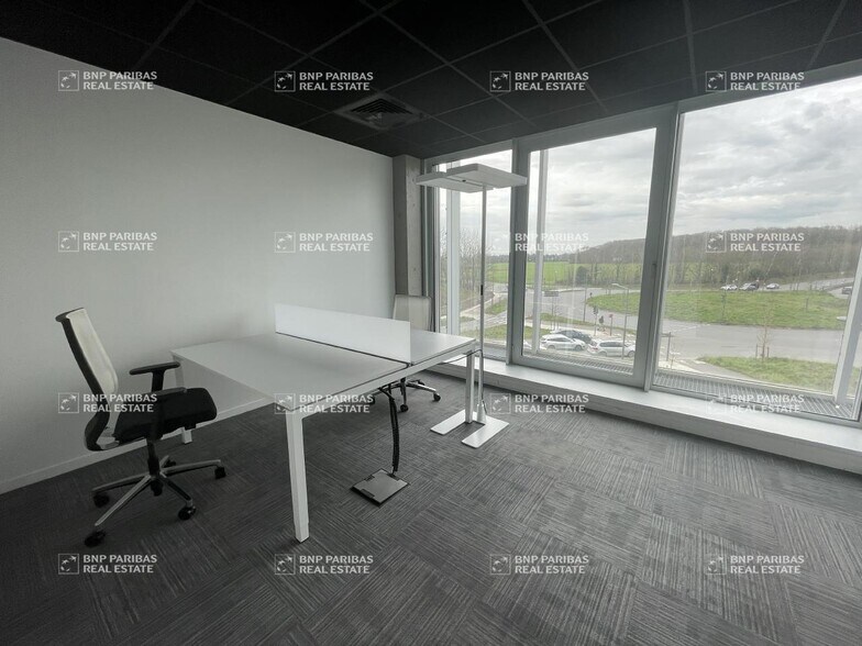 Office in Cesson-Sévigné for lease - Interior Photo - Image 3 of 8