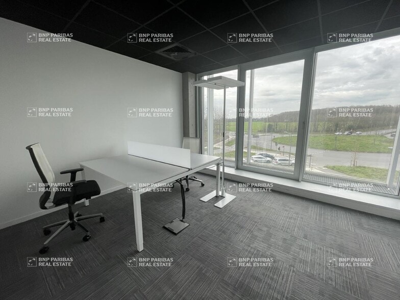 Bureau dans Cesson-Sévigné à louer - Photo intérieure - Image 3 de 8