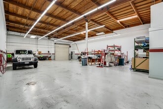 1305-1331 Rollins Rd, Burlingame, CA for lease Interior Photo- Image 2 of 5