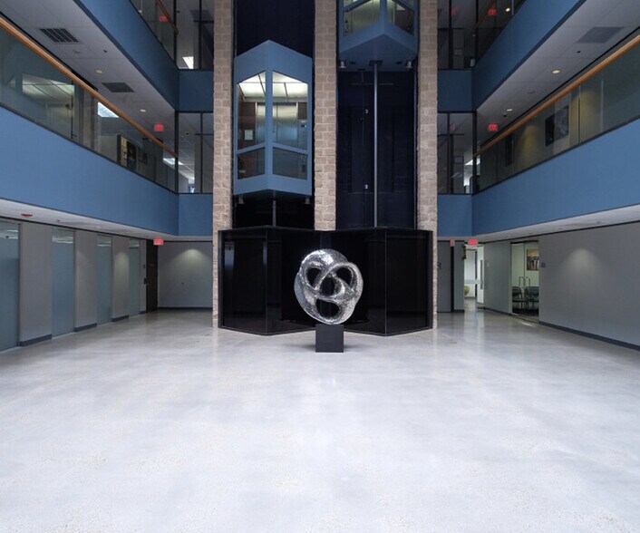 2450 NASA Pky, Houston, TX à louer - Photo du bâtiment - Image 3 de 8