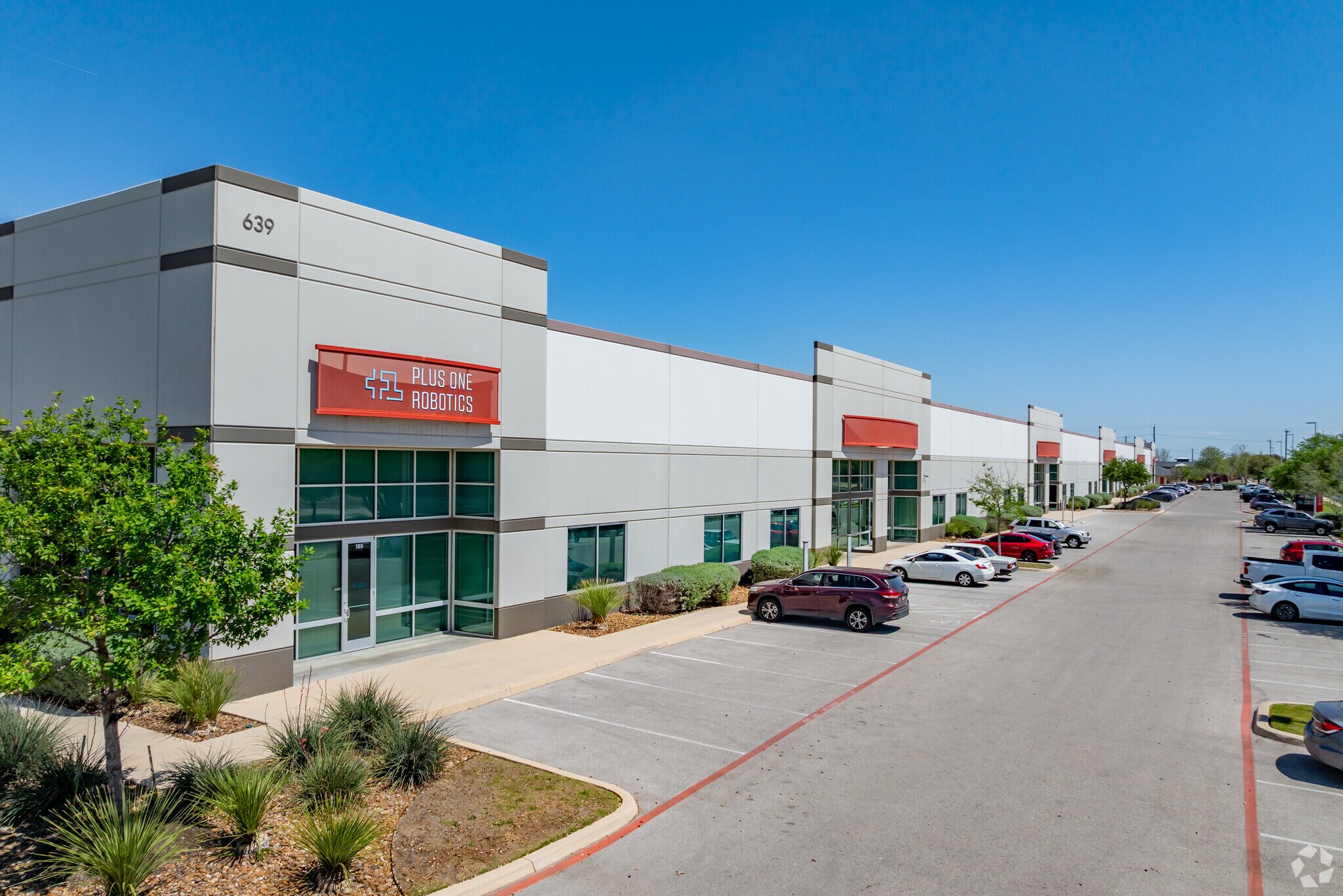 639 Billy Mitchell Blvd, San Antonio, TX for lease Primary Photo- Image 1 of 8