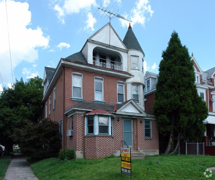 1029 West Main St, Norristown, PA for sale - Primary Photo - Image 1 of 6