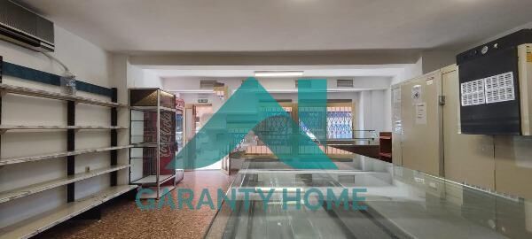 Retail in Cáceres, Cáceres for lease Interior Photo- Image 1 of 9