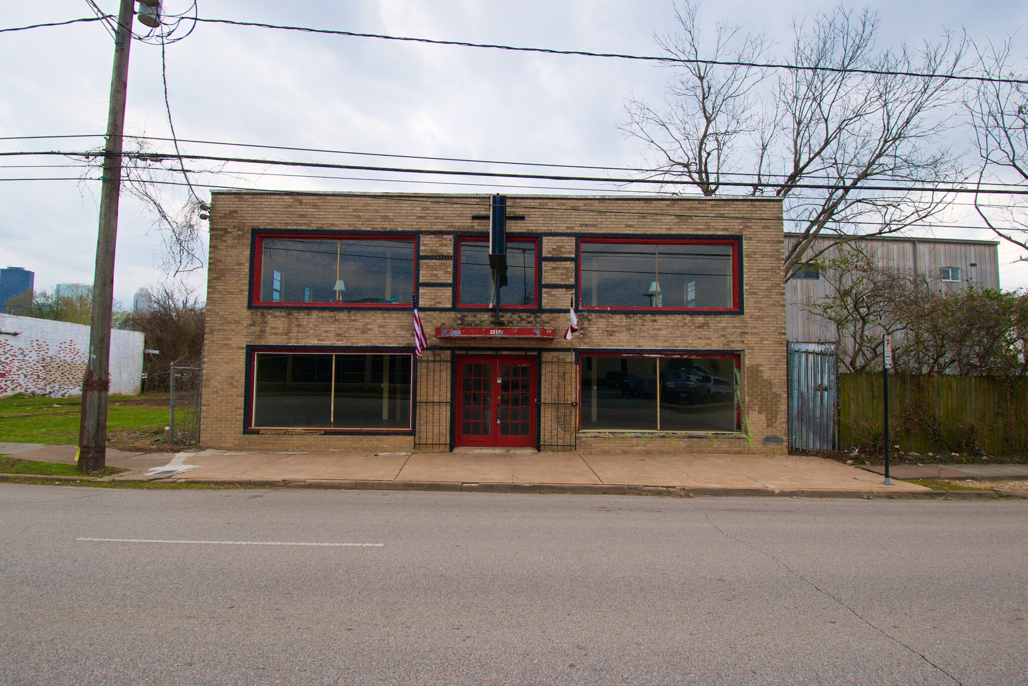 2215 Washington Ave, Houston, TX for lease Building Photo- Image 1 of 44