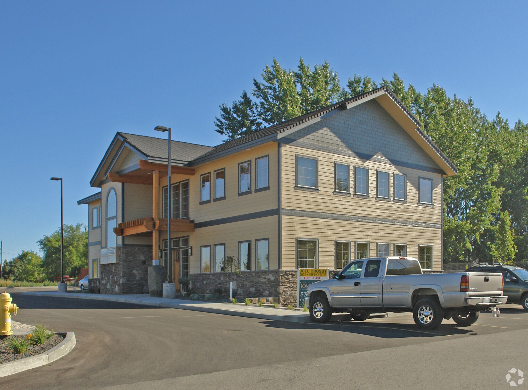 11915 E Broadway Ave, Spokane Valley, WA à louer Photo du bâtiment- Image 1 de 4