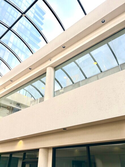 4916-4922 Fairmont Ave, Bethesda, MD à louer - Photo du bâtiment - Image 2 de 5