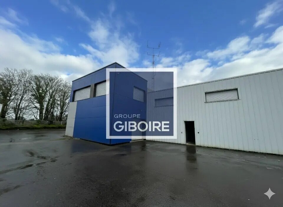 Industriel dans Noyal-Châtillon-sur-Seiche à louer Photo du bâtiment- Image 1 de 10