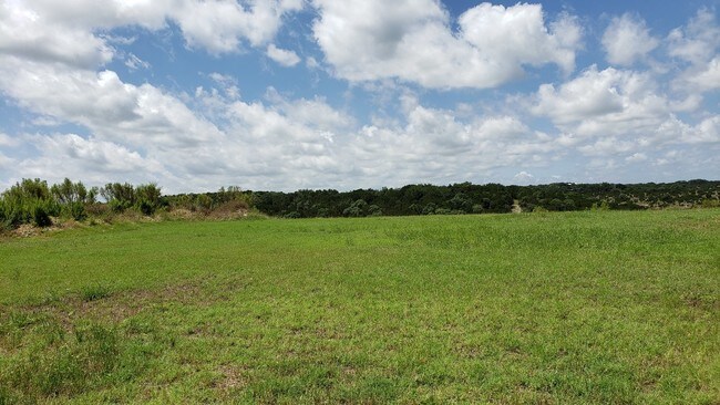Plus de détails pour 21511 State Highway 71 W, Spicewood, TX - Terrain à vendre