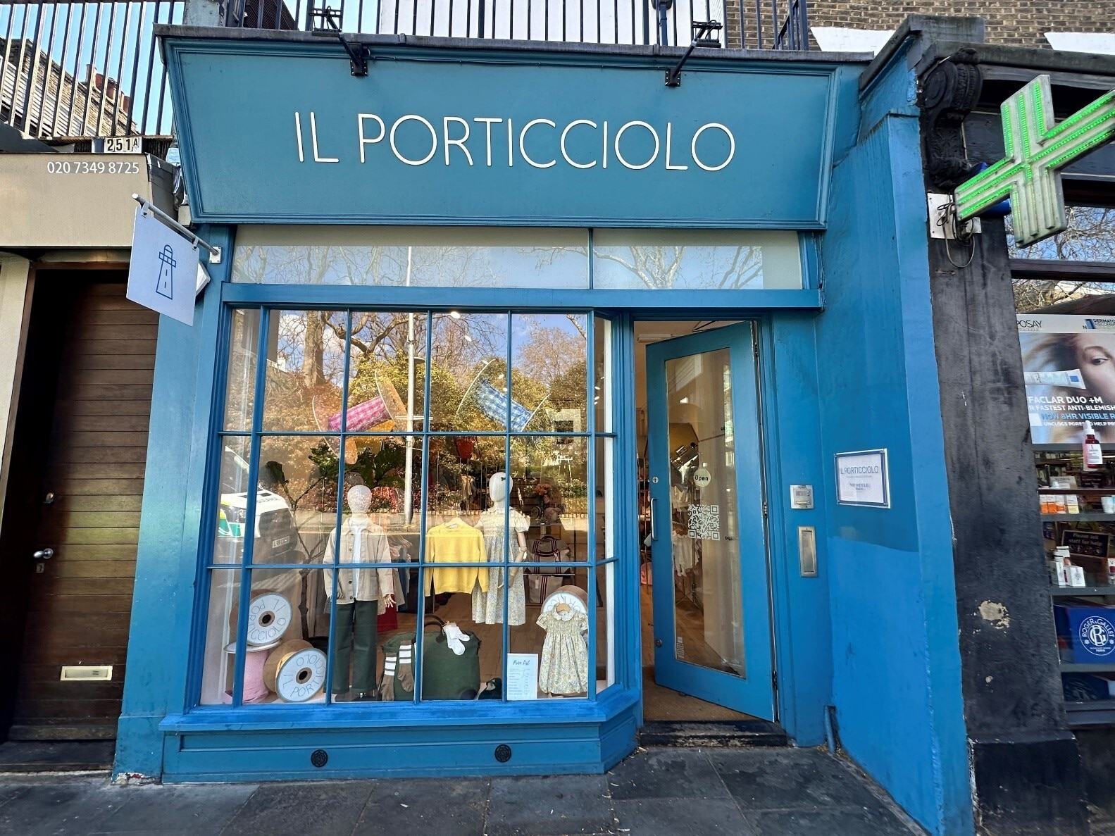 253 Kings Rd, London for lease Primary Photo- Image 1 of 4