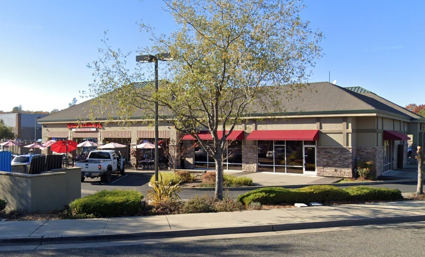 4340 Golden Center Dr, Placerville, CA à louer Photo du bâtiment- Image 1 de 2