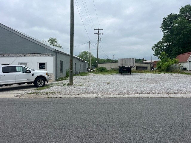 217 Sparkman St SW, Hartselle, AL for sale - Building Photo - Image 2 of 34
