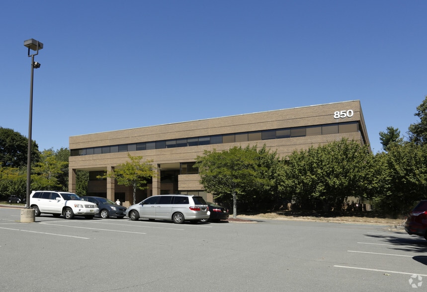 850 Bear Tavern Rd, Ewing, NJ for lease - Primary Photo - Image 1 of 3