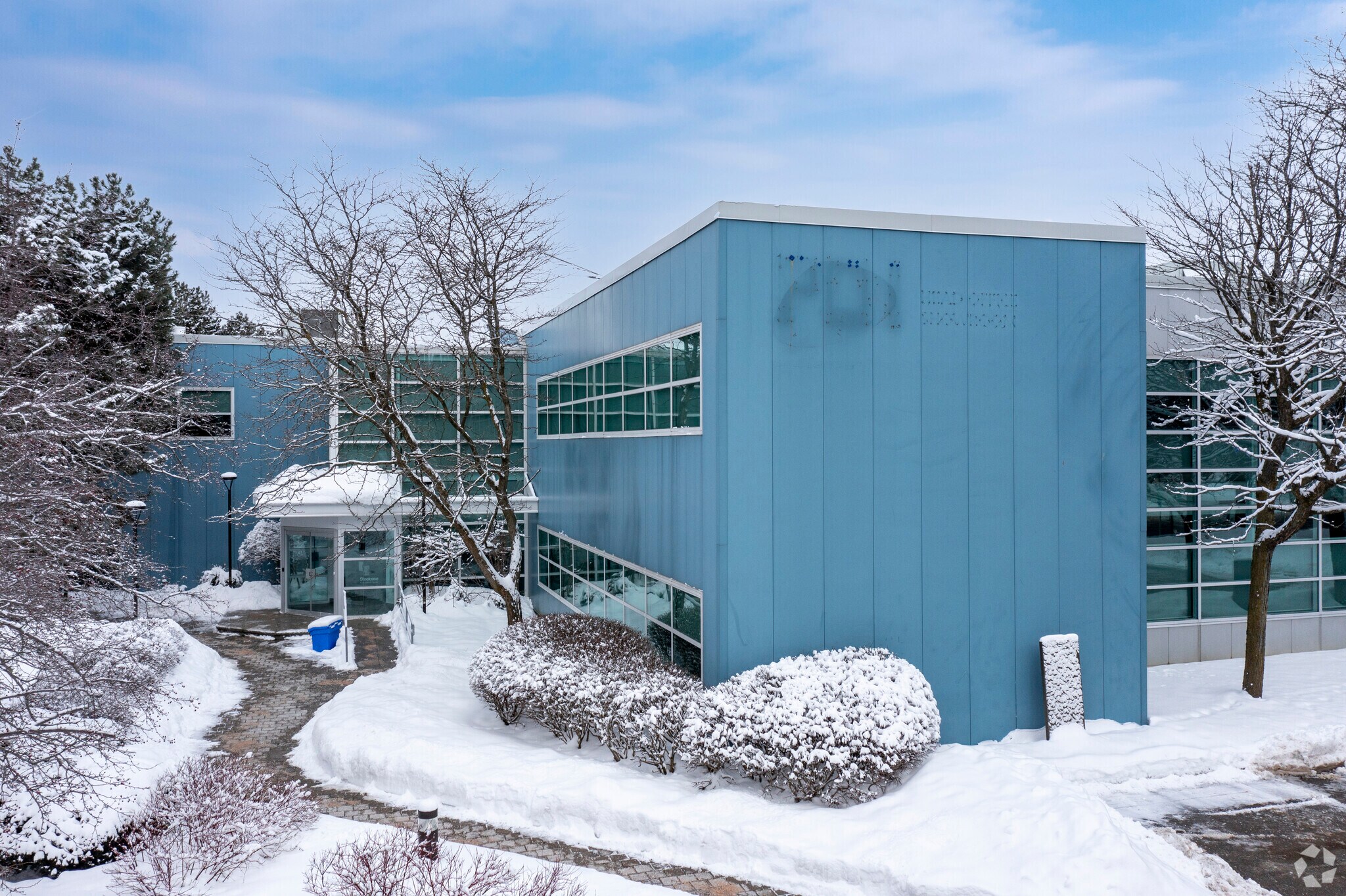 120 Valleywood Dr, Markham, ON à vendre Photo principale- Image 1 de 1