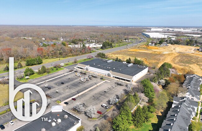 More details for 24 Summerfield Blvd, Dayton, NJ - Retail for Lease