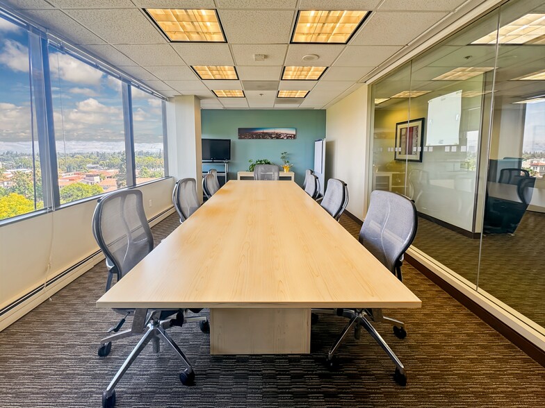 1999 S Bascom Ave, Campbell, CA for lease - Interior Photo - Image 3 of 11