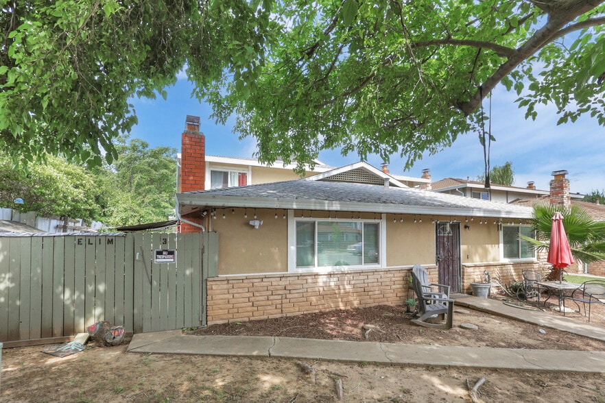 5731-5749 Blachly Way, Sacramento, CA à vendre - Photo du bâtiment - Image 3 de 19