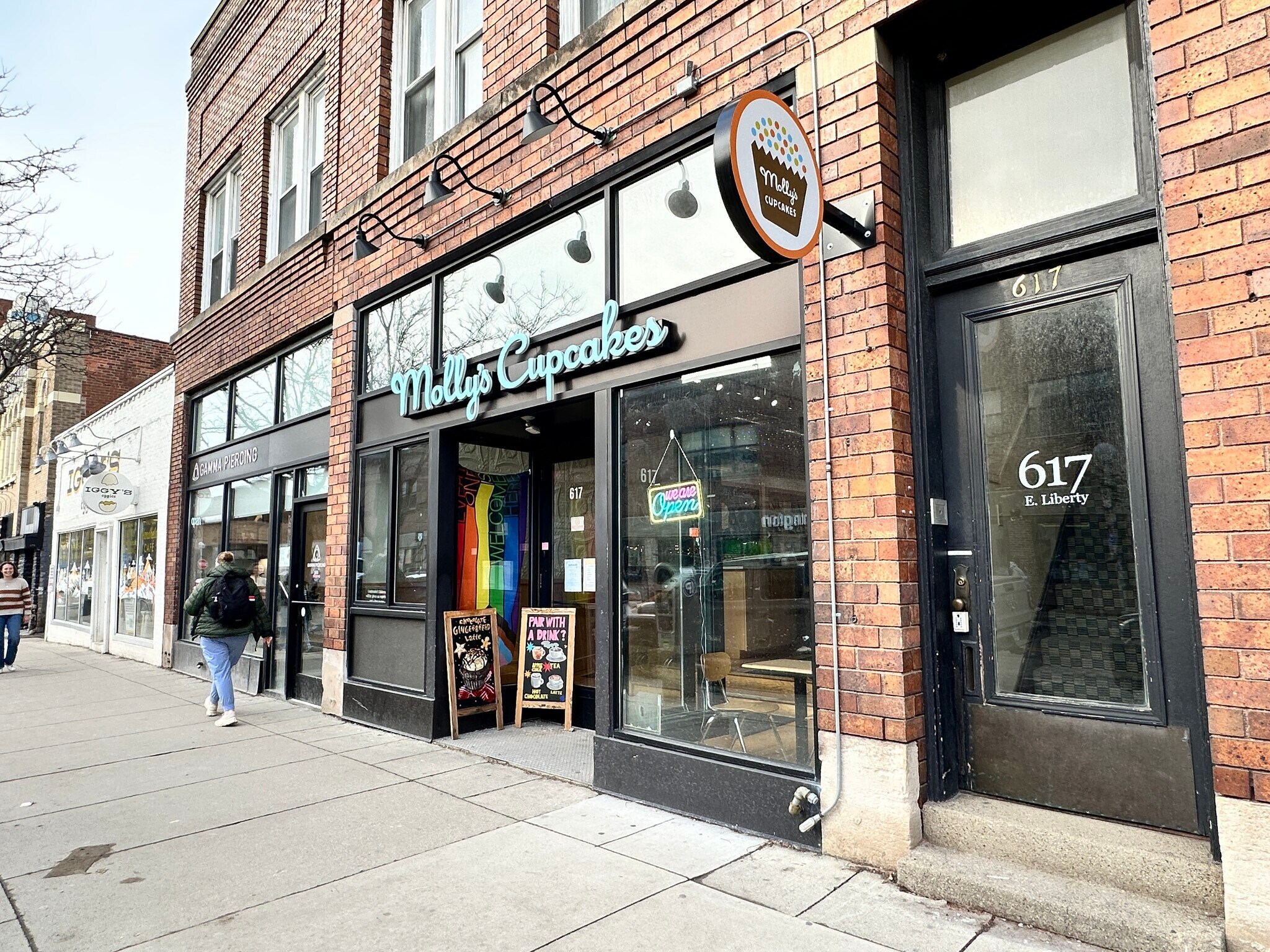 613-619 E Liberty St, Ann Arbor, MI à louer Photo principale- Image 1 de 3