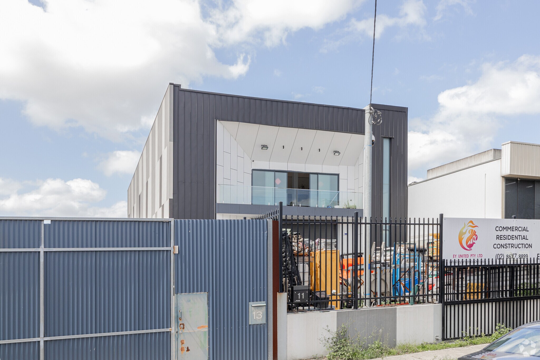 11 Kendall St, Clyde for lease Primary Photo- Image 1 of 6