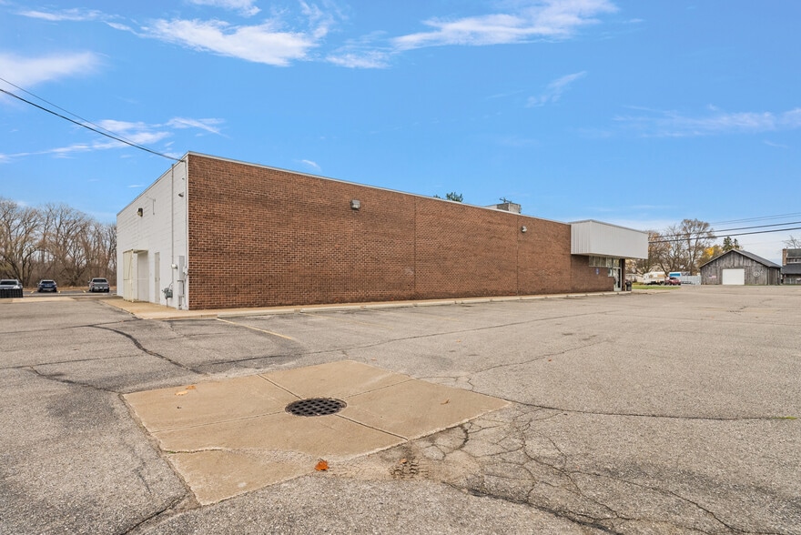 10767 E Carson City Rd, Carson City, MI for lease - Building Photo - Image 2 of 5