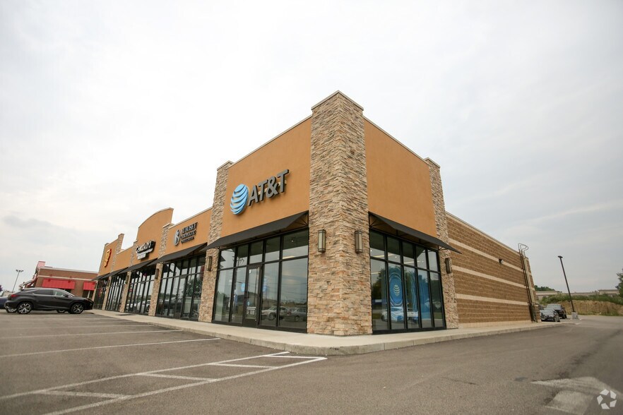 4559 Boardman Canfield Rd, Canfield, OH à louer - Photo du bâtiment - Image 2 de 10