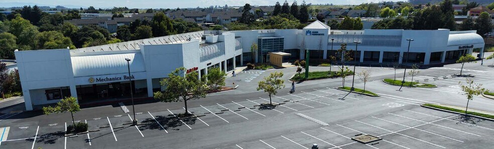 Watsonville Crossroads Shopping Center portefeuille de 3 propriétés à vendre sur LoopNet.ca - Photo du bâtiment - Image 3 de 7
