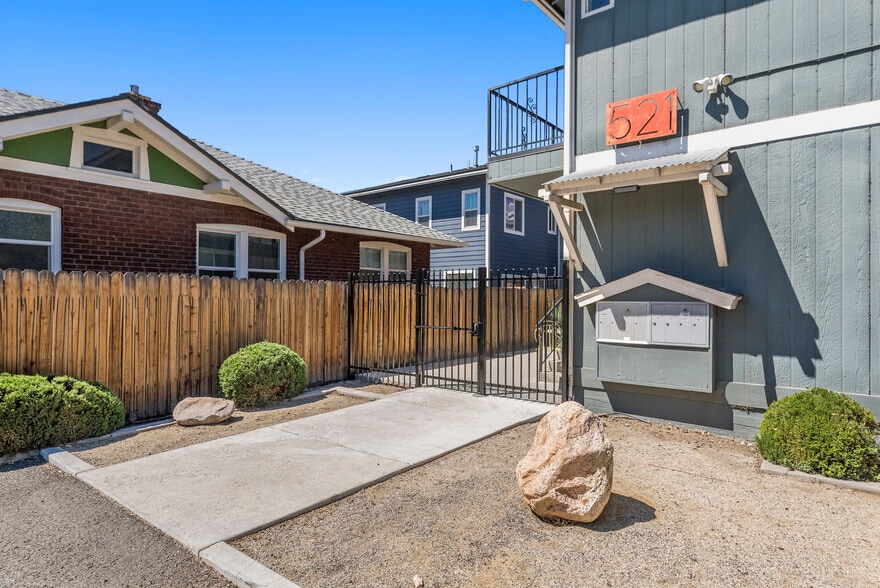 521 Sinclair, Reno, NV for sale - Building Photo - Image 2 of 19