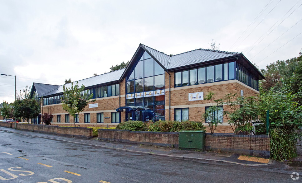 Cardiff Rd, Pontypridd à louer - Photo du bâtiment - Image 2 de 2