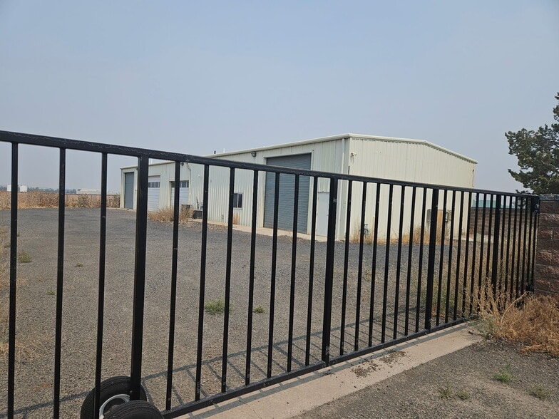 2939 SW High Desert Dr, Prineville, OR for lease - Building Photo - Image 1 of 10