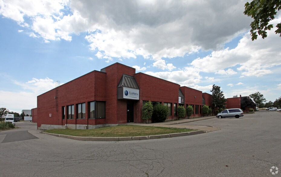 6800 Kitimat Rd, Mississauga, ON à vendre - Photo principale - Image 1 de 1