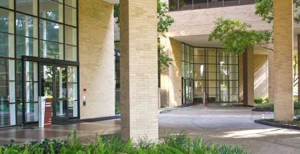 15333 John F Kennedy Blvd, Houston, TX à louer Photo du bâtiment- Image 1 de 5