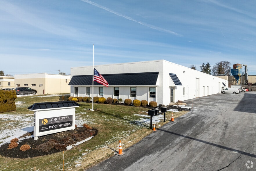 895 Fern Hill Rd, West Chester, PA for lease - Building Photo - Image 1 of 4