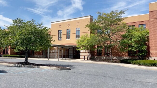 Plus de détails pour 5325 Northgate Dr, Bethlehem, PA - Bureau/Médical à louer