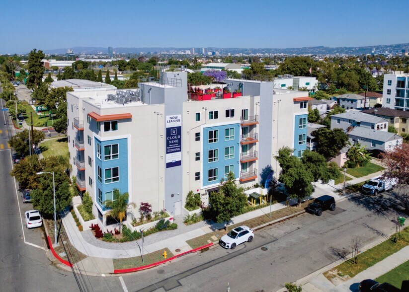 3567 Chesapeake Ave, Los Angeles, CA à vendre - Photo du bâtiment - Image 3 de 16