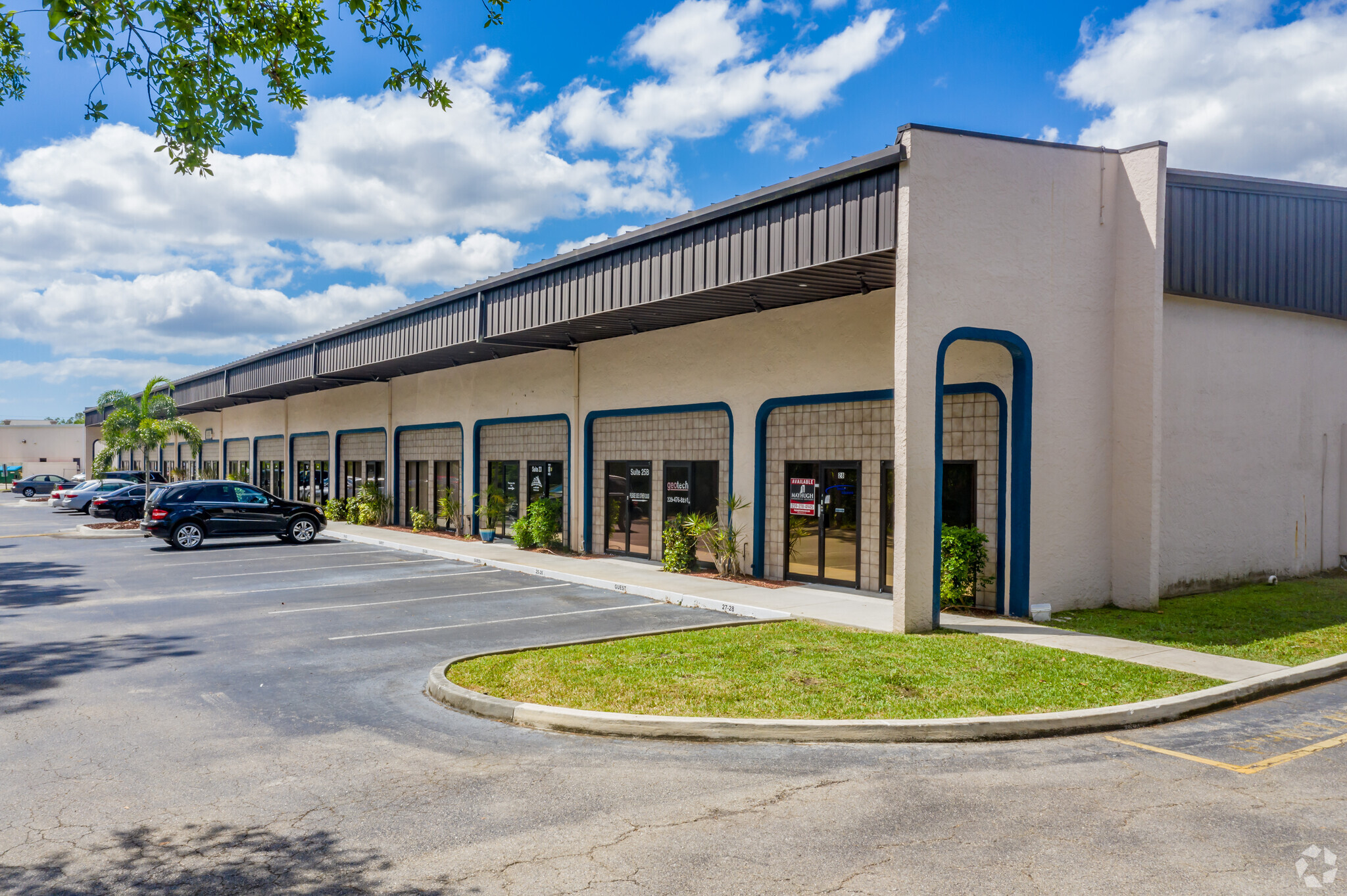 12165 Metro Pky, Fort Myers, FL for sale Building Photo- Image 1 of 13