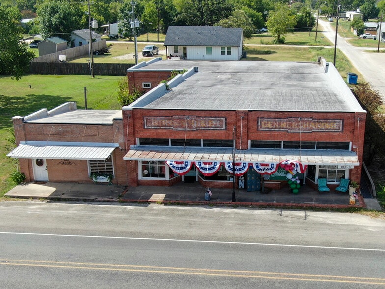 7228 Main Street, Iola, TX for sale - Building Photo - Image 1 of 16