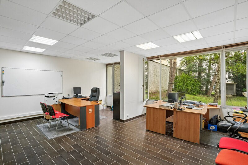 52 Rue Des Haies, Paris for sale - Building Photo - Image 3 of 11