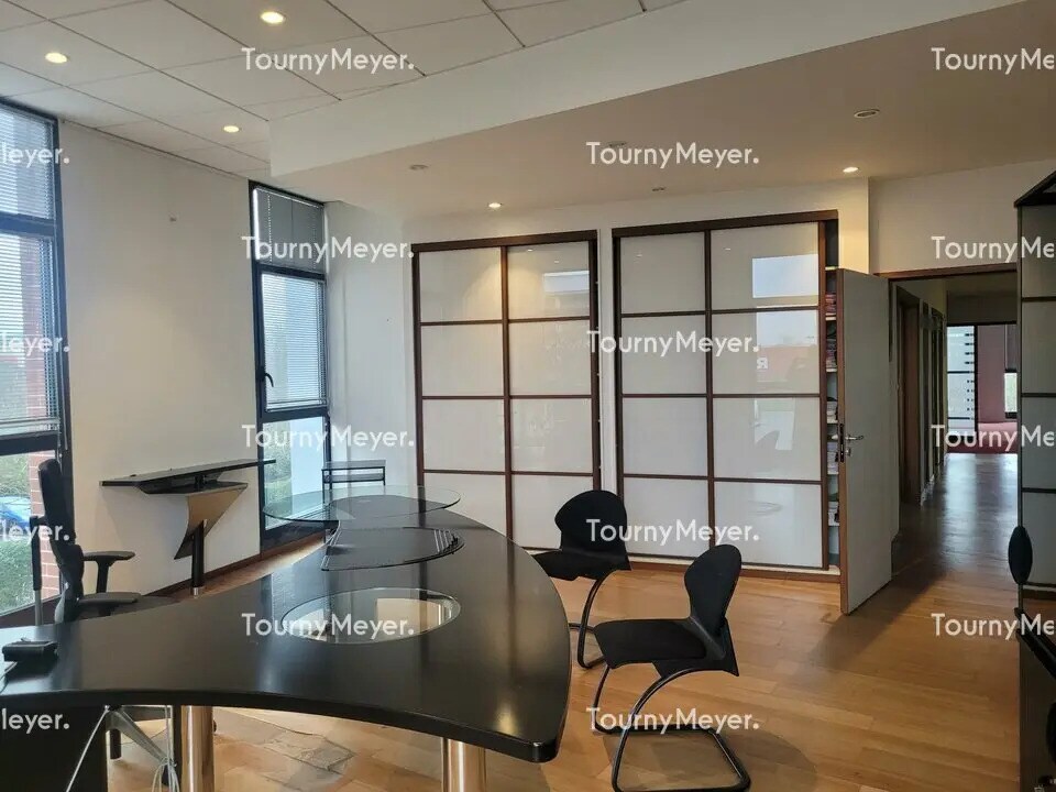 Office in Rennes for lease Interior Photo- Image 1 of 11