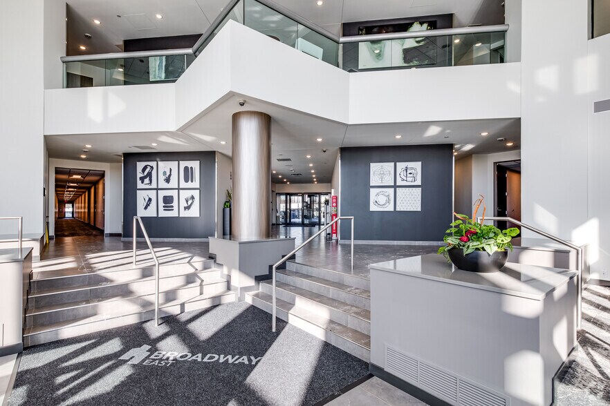 3433 NE Broadway St, Minneapolis, MN à louer - Photo intérieure - Image 3 de 18