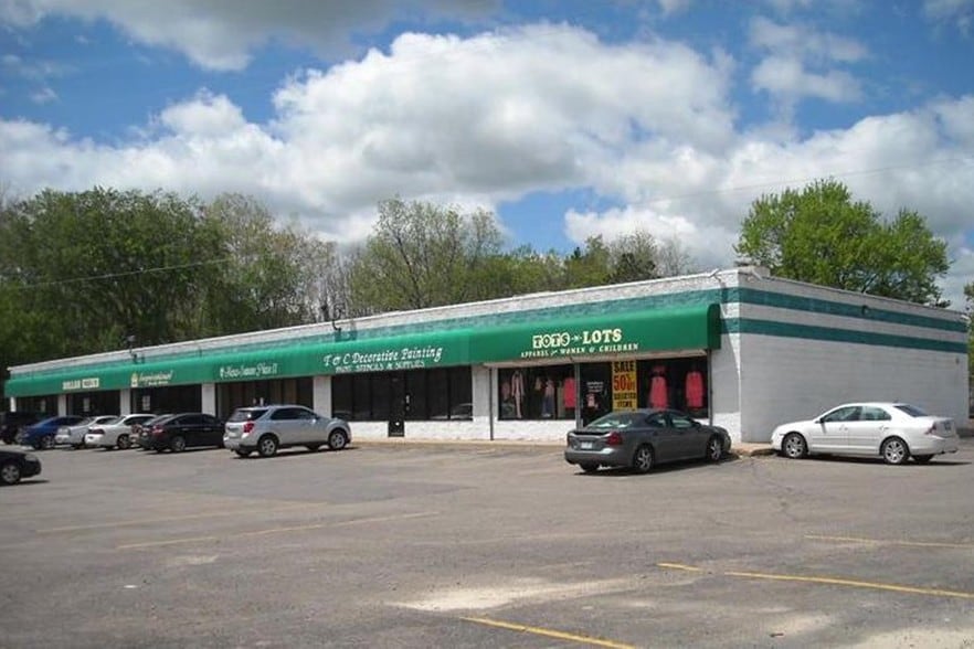3011 N Linden Rd, Flint, MI à louer - Photo du bâtiment - Image 3 de 3