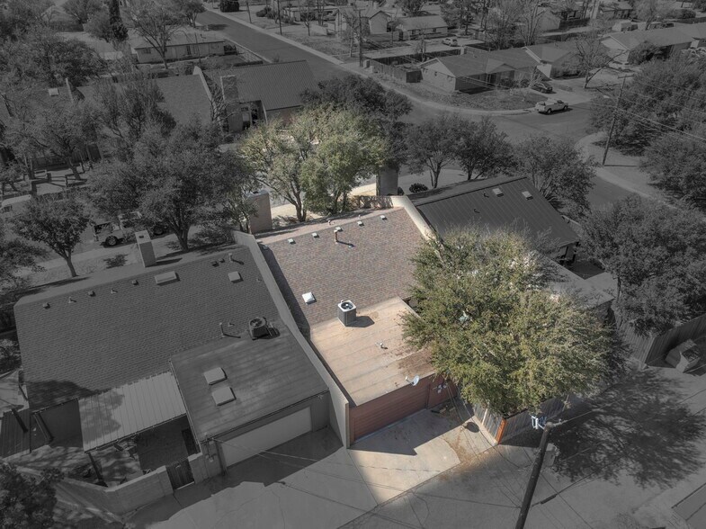 25 SFH Portfolio portefeuille de 6 propriétés à vendre sur LoopNet.ca - Photo du bâtiment - Image 3 de 54