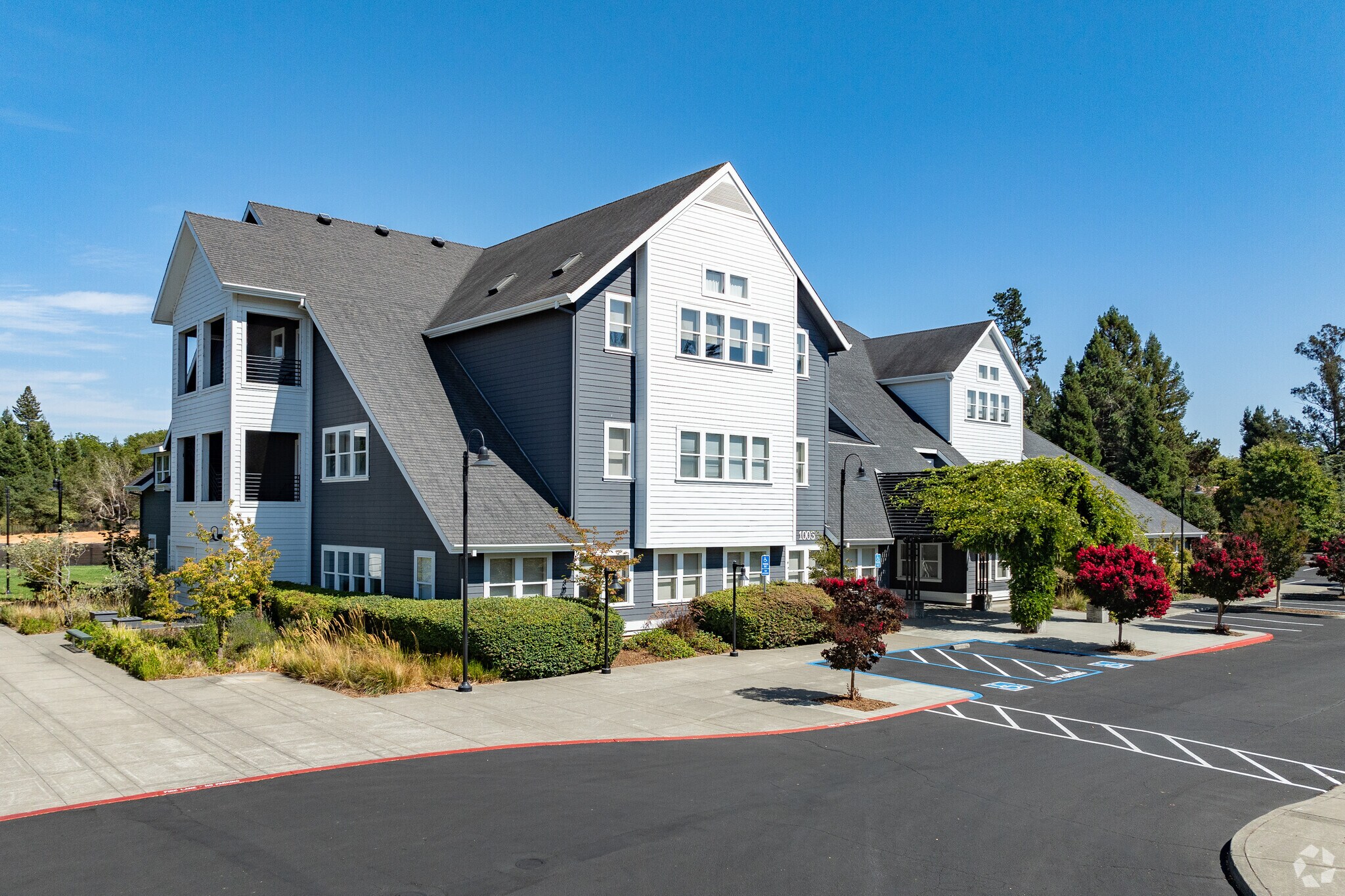 1003 Gravenstein Hwy, Sebastopol, CA for sale Primary Photo- Image 1 of 4