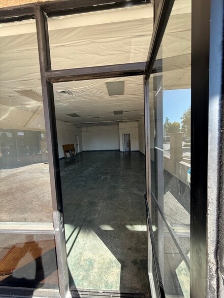 15401-15475 Valley Blvd, City Of Industry, CA for lease - Building Photo - Image 2 of 5