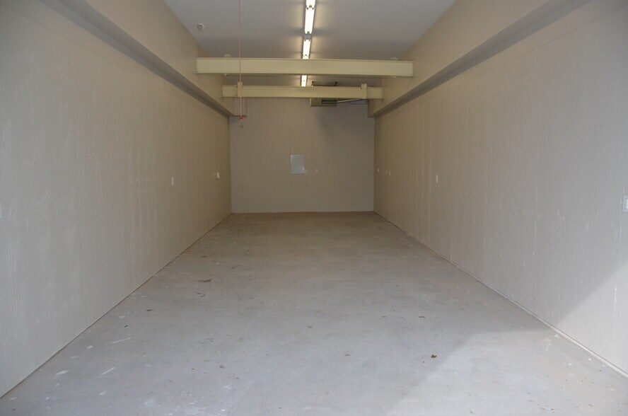 23 Emmons St, Long Branch, NJ à louer - Photo du bâtiment - Image 3 de 7