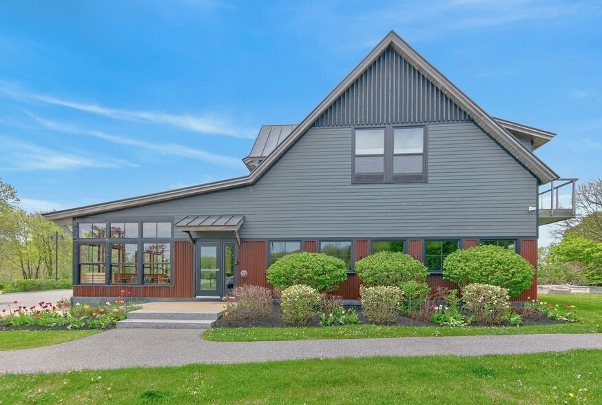 517 Ocean House Rd, Cape Elizabeth, ME for sale - Building Photo - Image 3 of 13