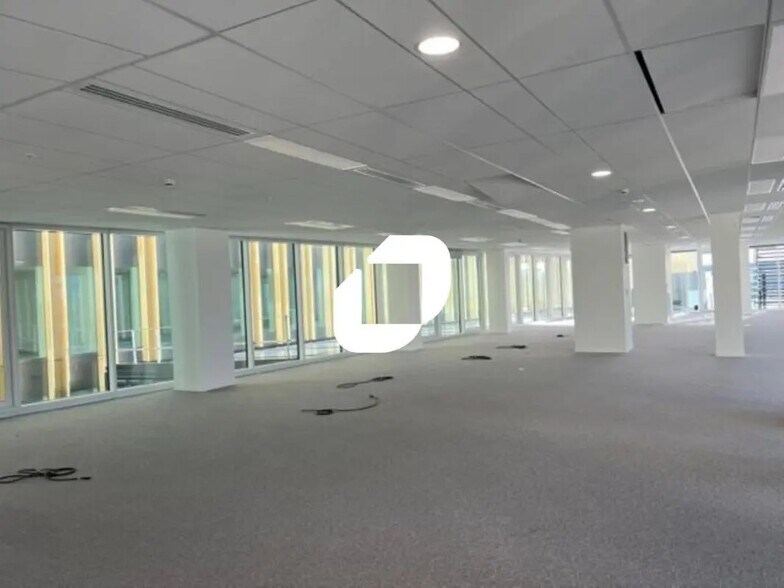 612 Rue De La Chaude Rivière, Lille for lease - Interior Photo - Image 3 of 9