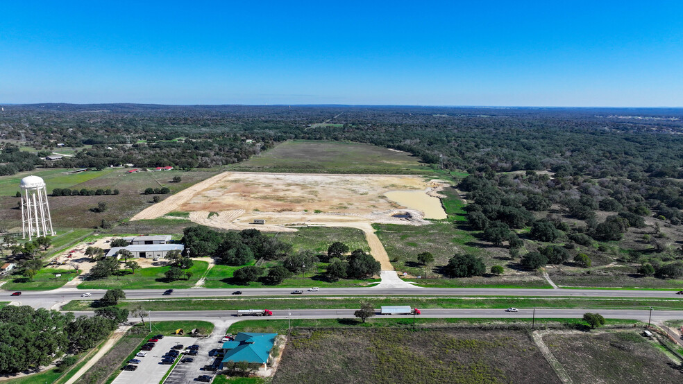 6506 US Highway 181, Floresville, TX à vendre - Photo du b timent - Image 1 de 18