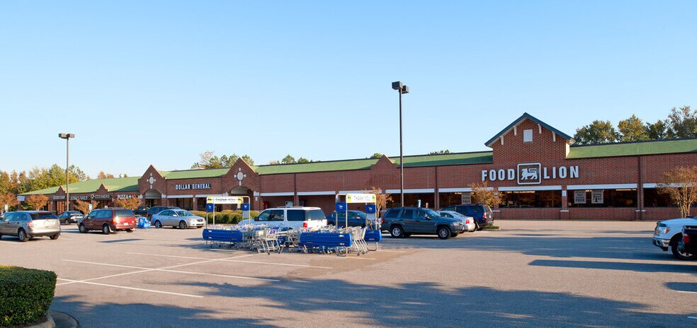 2605-2617 Moses Grandy Trl, Chesapeake, VA à louer - Photo du bâtiment - Image 2 de 3