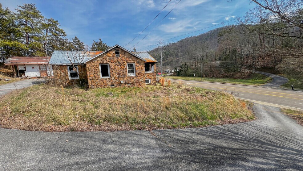 1170 Wears Valley Rd, Pigeon Forge, TN à vendre - Photo du bâtiment - Image 3 de 7