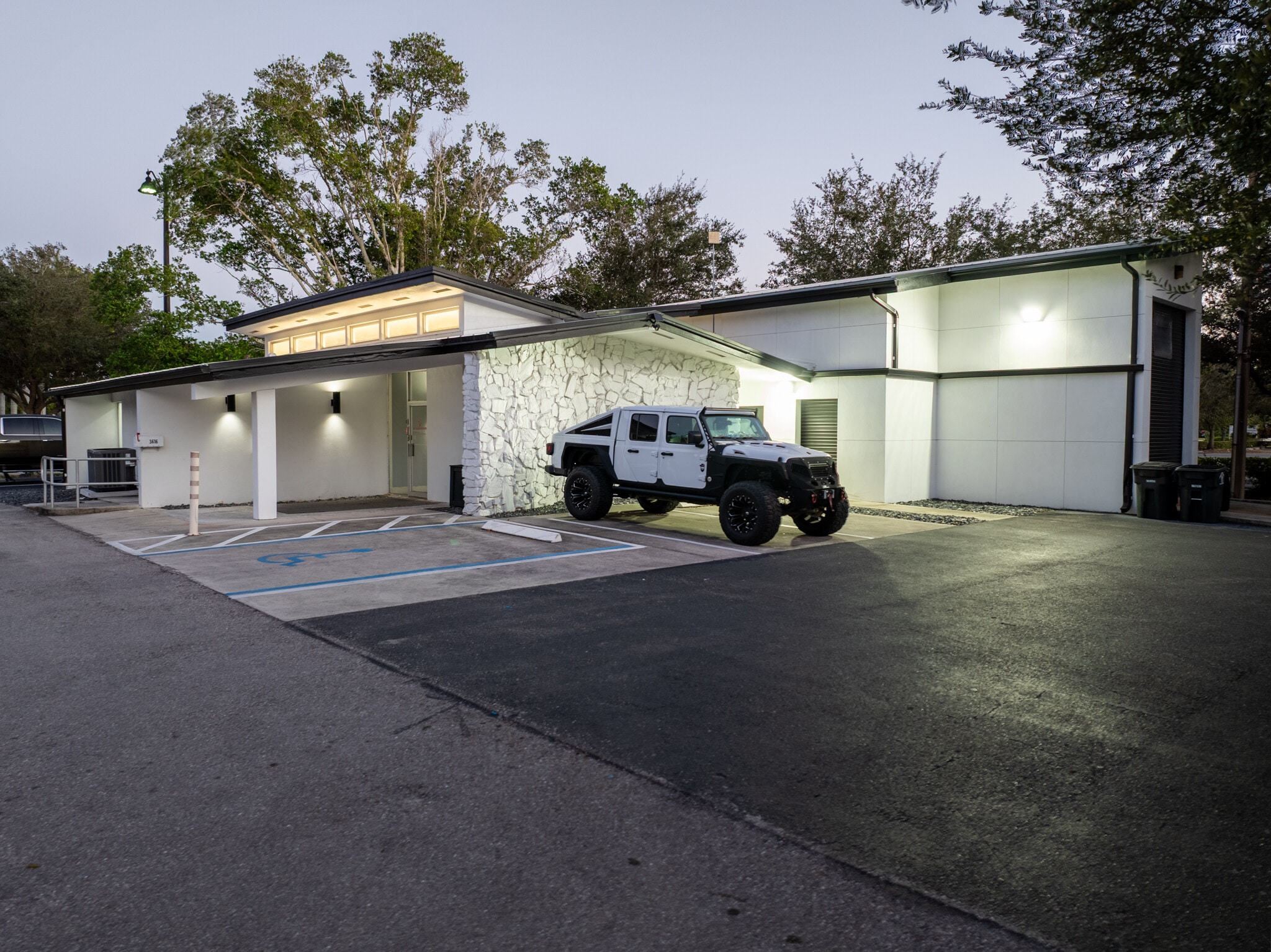 3616 Broadway Ave, Fort Myers, FL à vendre Photo principale- Image 1 de 25